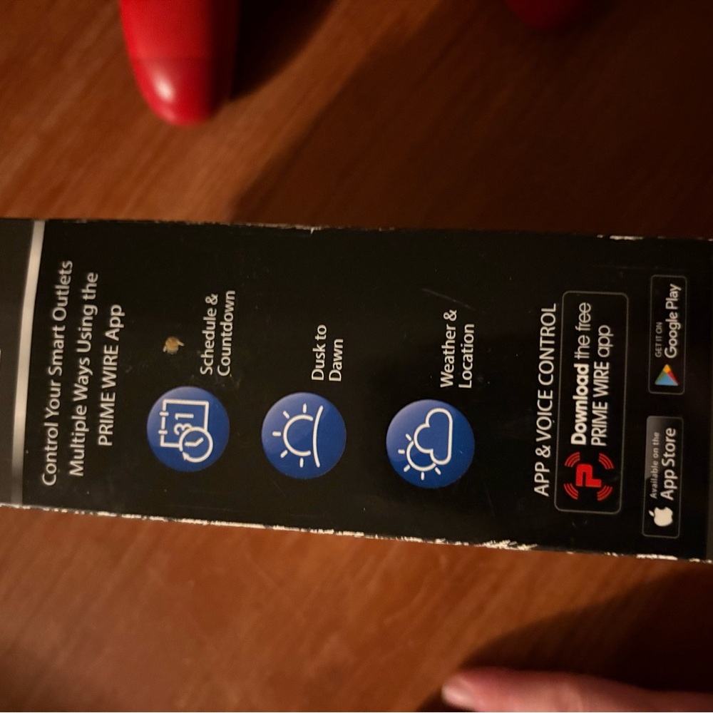 White WiFi Smart Outlet - Picture 5 of 7